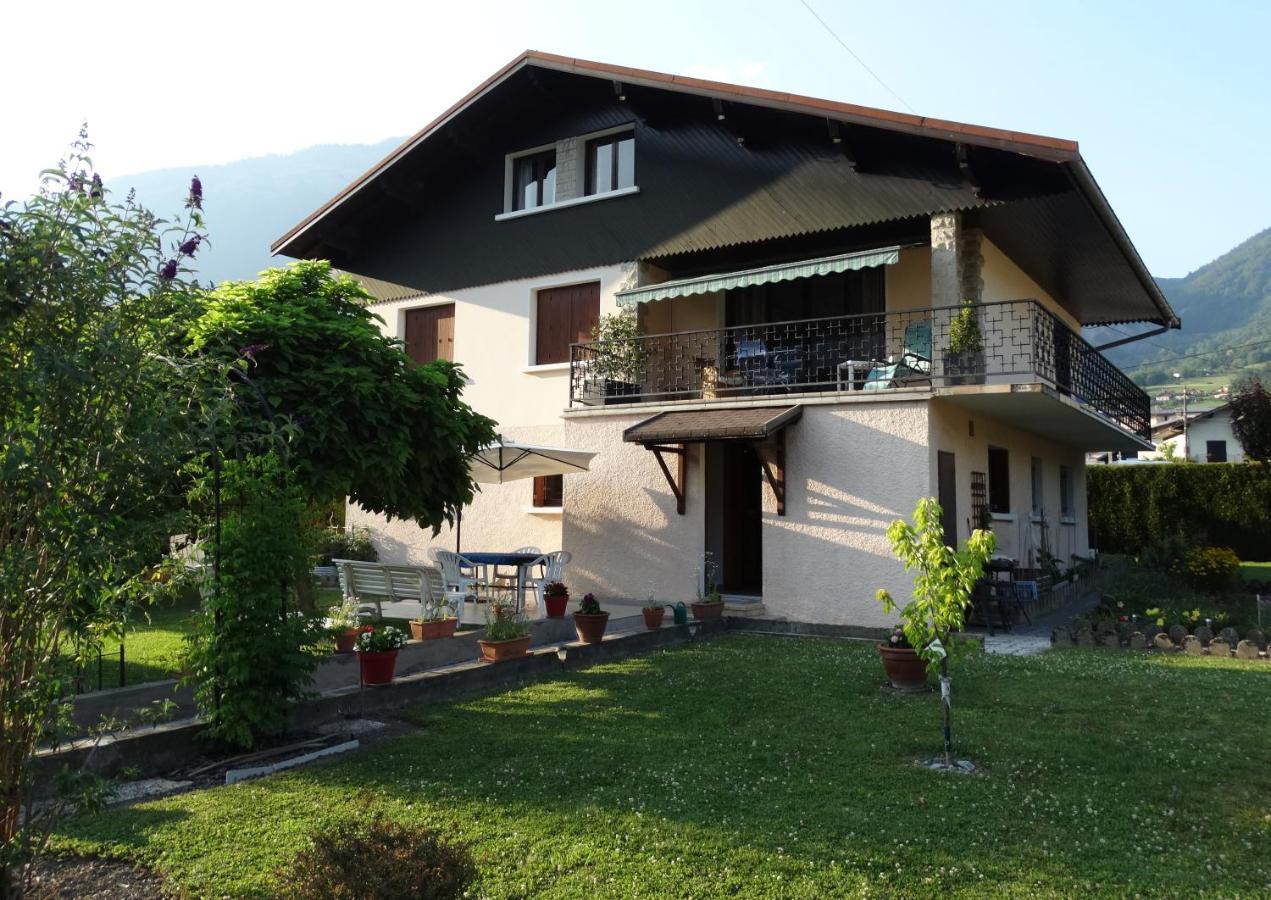 Chez Laurette Et Louis Bed & Breakfast Ugine Luaran gambar